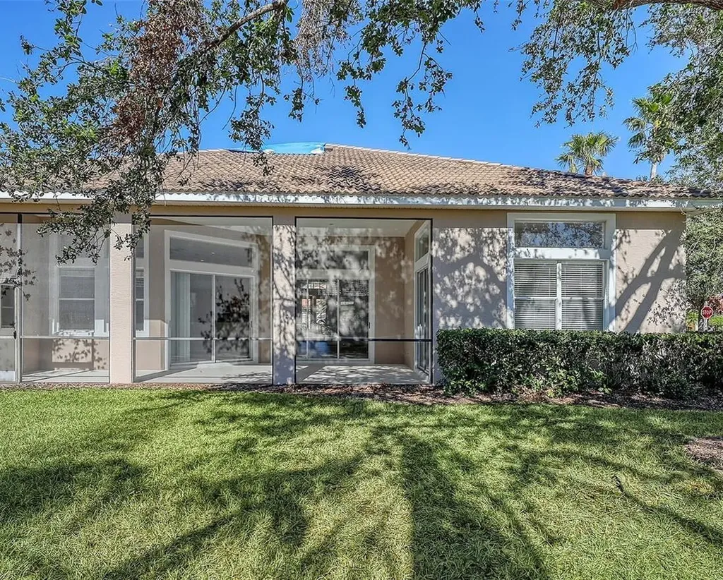 6836 Bay Hill Drive Lakewood Ranch FL 34202