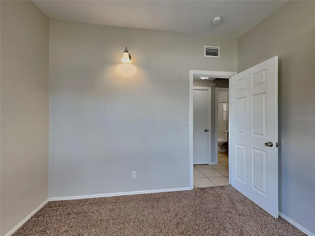 6484 44th Avenue N Kenneth City FL 33709