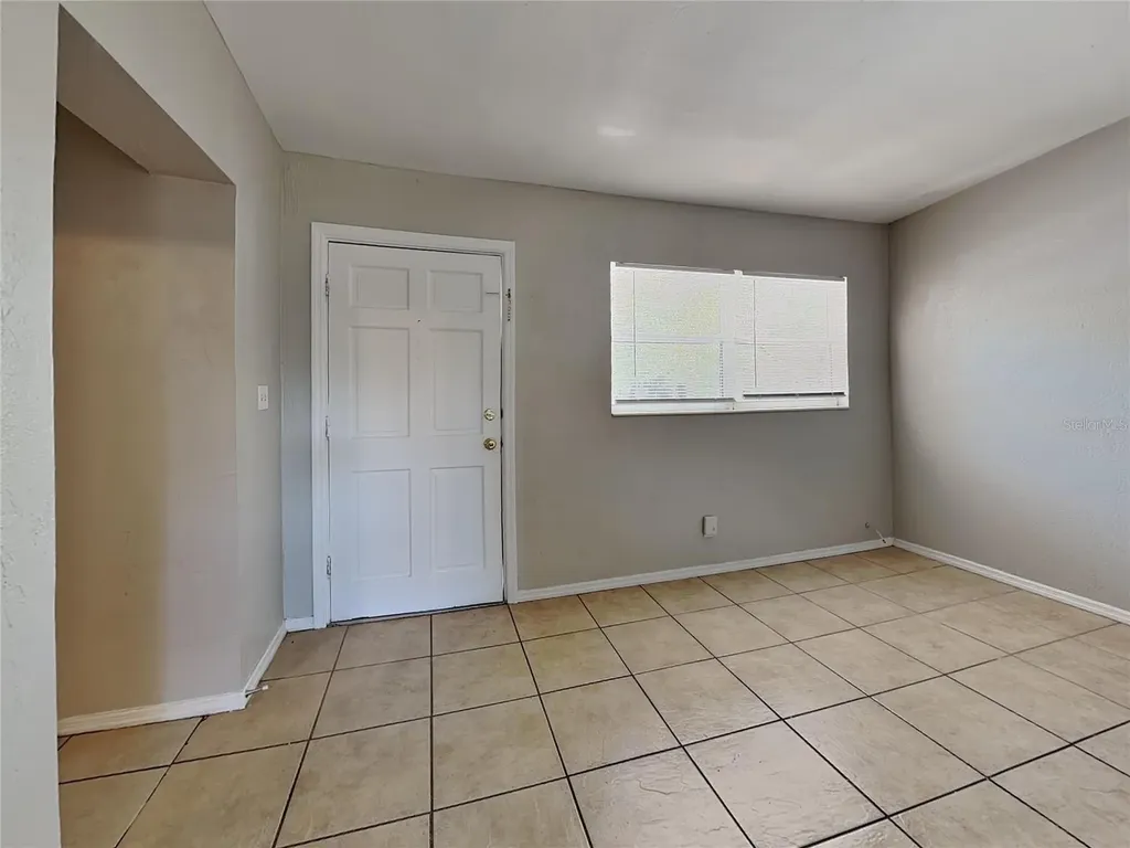 6484 44th Avenue N Kenneth City FL 33709