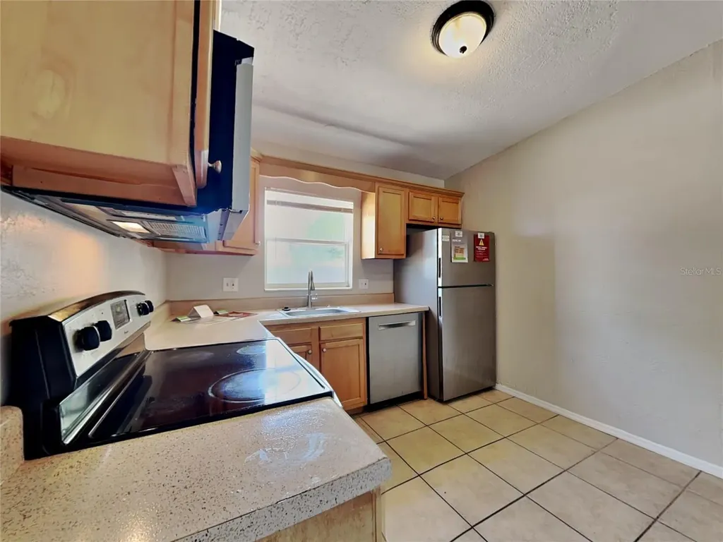 6484 44th Avenue N Kenneth City FL 33709