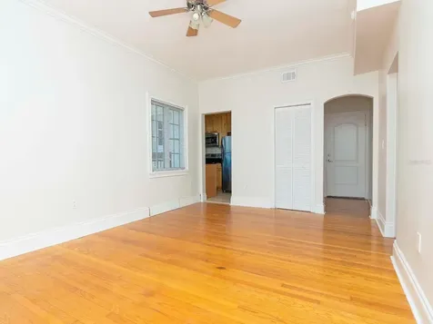 2117 W Dekle Avenue Tampa FL 33606