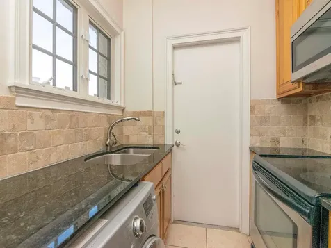 2117 W Dekle Avenue Tampa FL 33606