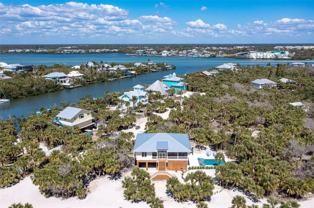 32 Palm Drive Placida FL 33946