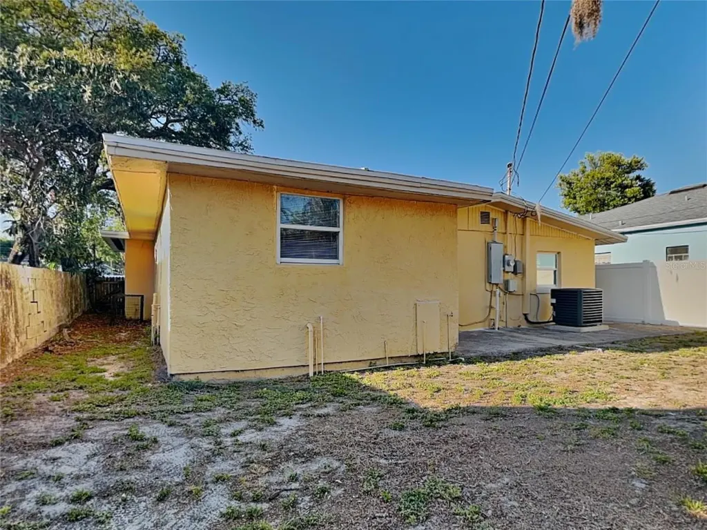 704 Butler Street Safety Harbor FL 34695
