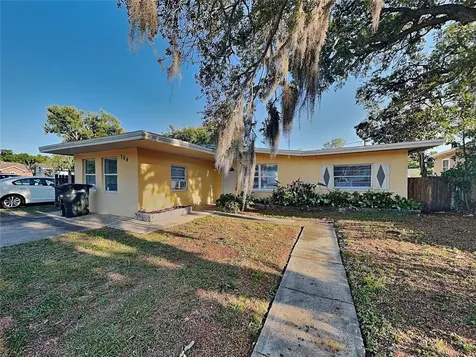704 Butler Street Safety Harbor FL 34695
