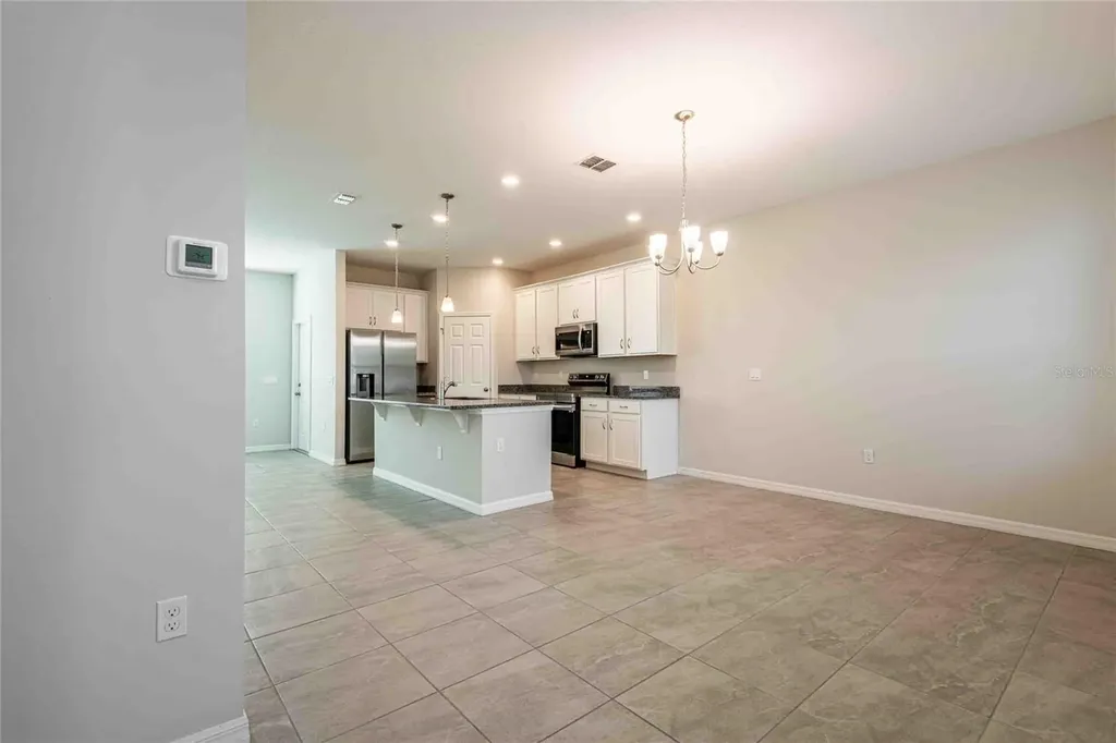 5072 Avalon Park Boulevard Wesley Chapel FL 33545