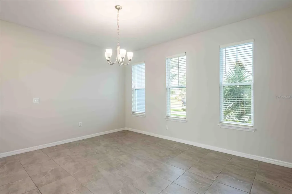 5072 Avalon Park Boulevard Wesley Chapel FL 33545