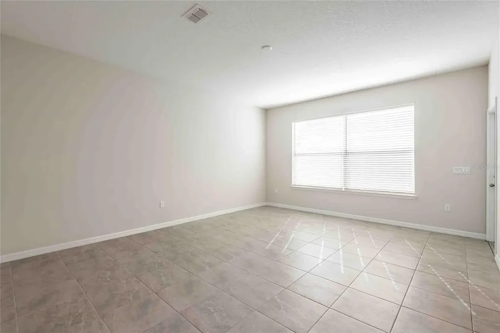 5072 Avalon Park Boulevard Wesley Chapel FL 33545
