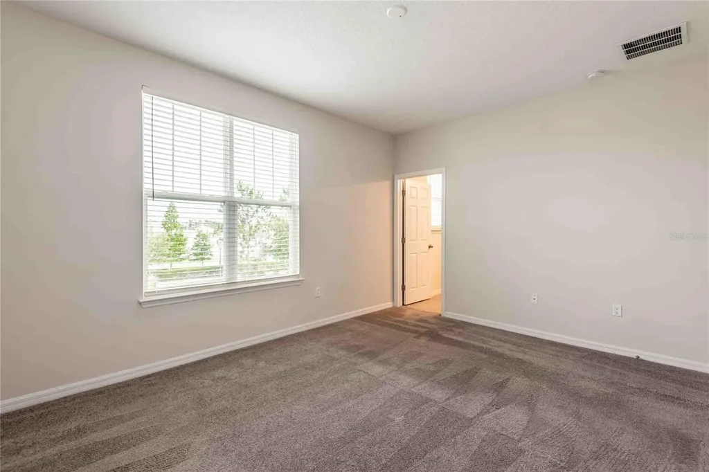 5072 Avalon Park Boulevard Wesley Chapel FL 33545