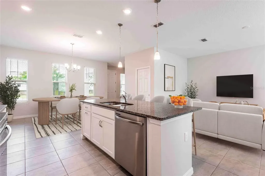 5072 Avalon Park Boulevard Wesley Chapel FL 33545