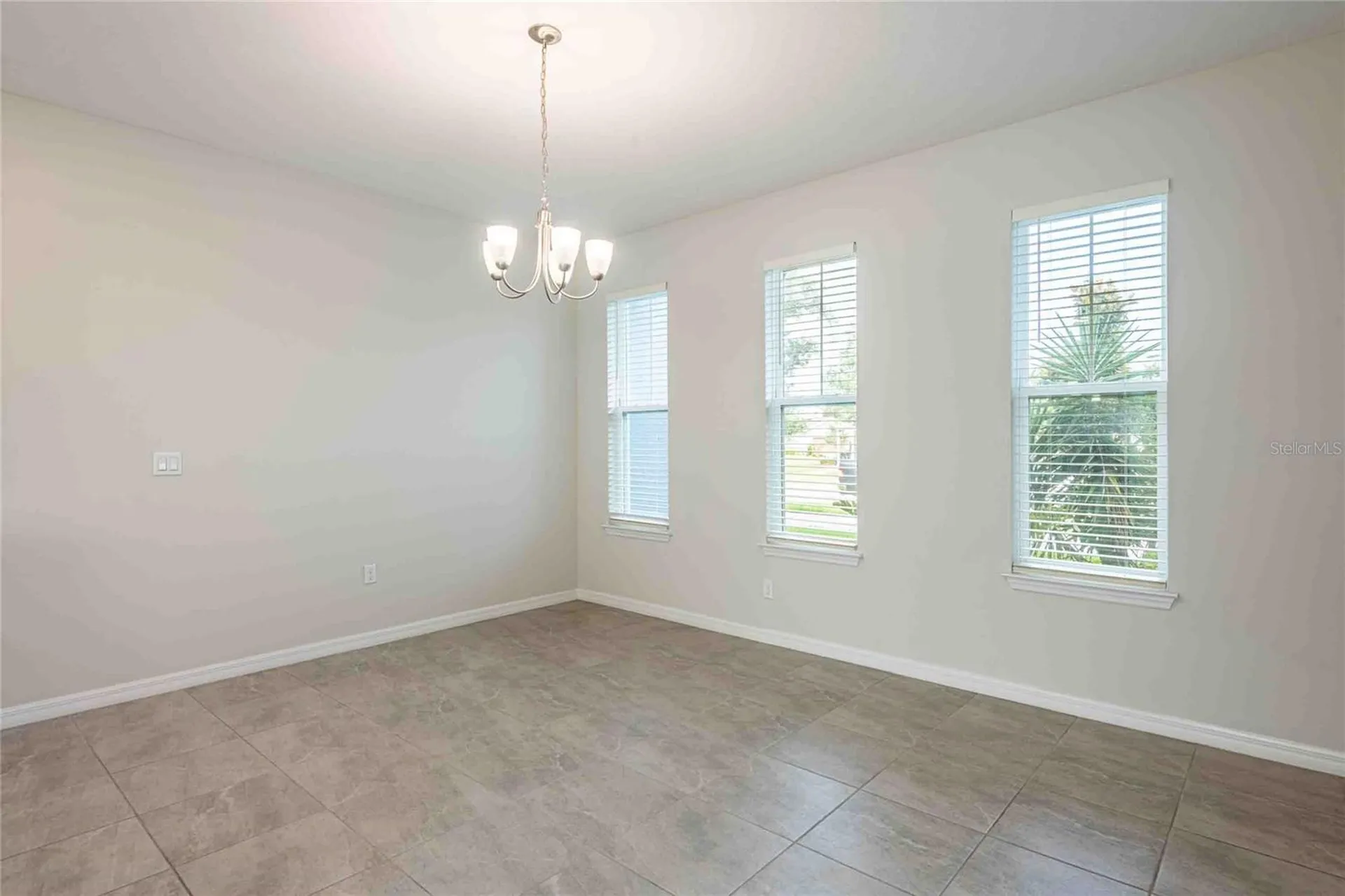 5072 Avalon Park Boulevard Wesley Chapel FL 33545