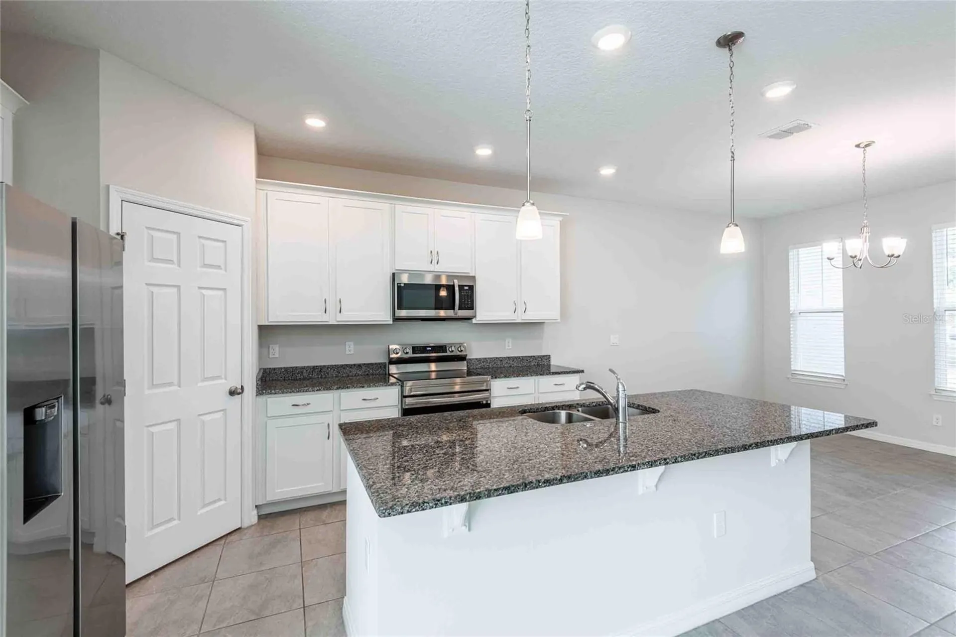 5072 Avalon Park Boulevard Wesley Chapel FL 33545