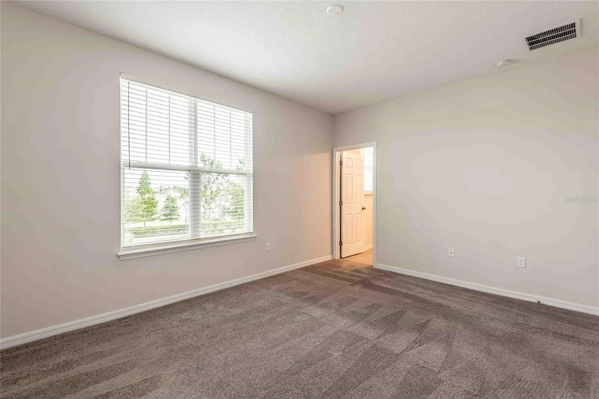 5072 Avalon Park Boulevard Wesley Chapel FL 33545
