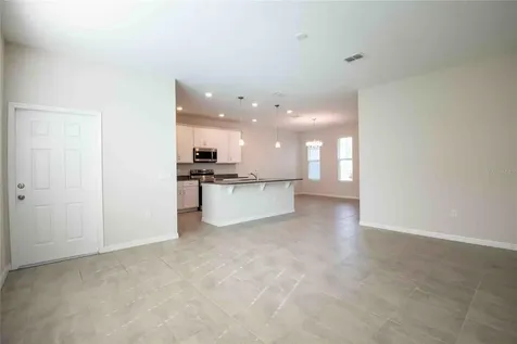 5072 Avalon Park Boulevard Wesley Chapel FL 33545