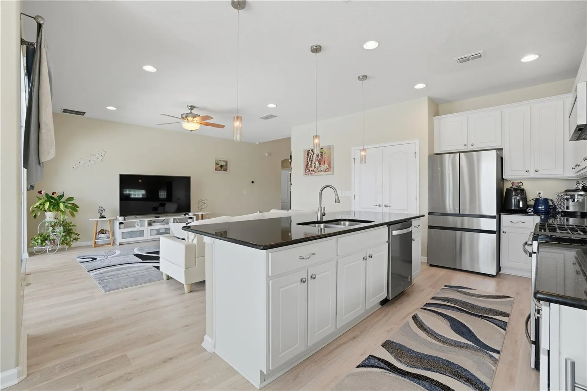 2296 Natoma Boulevard Mount Dora FL 32757