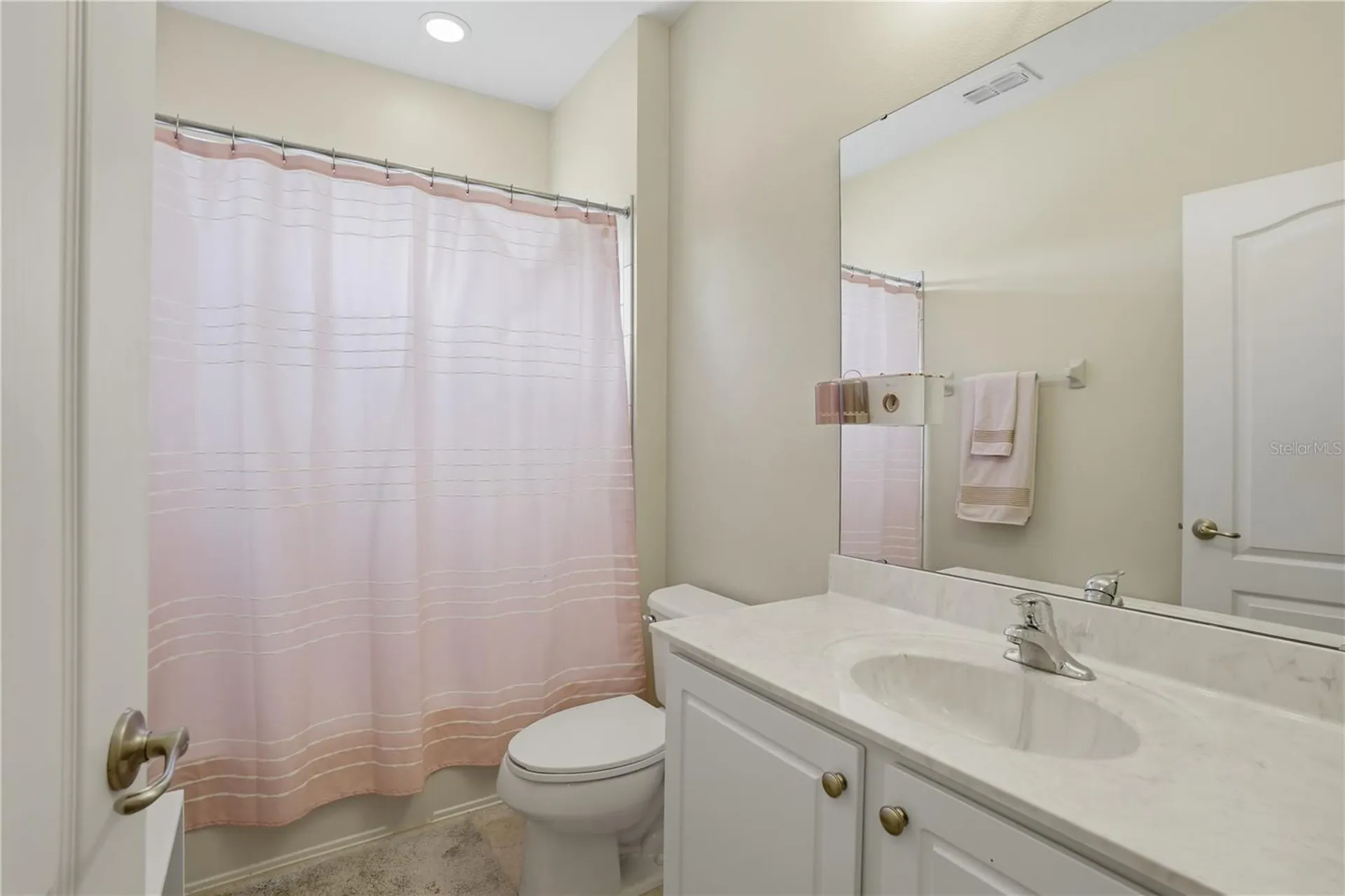 2296 Natoma Boulevard Mount Dora FL 32757