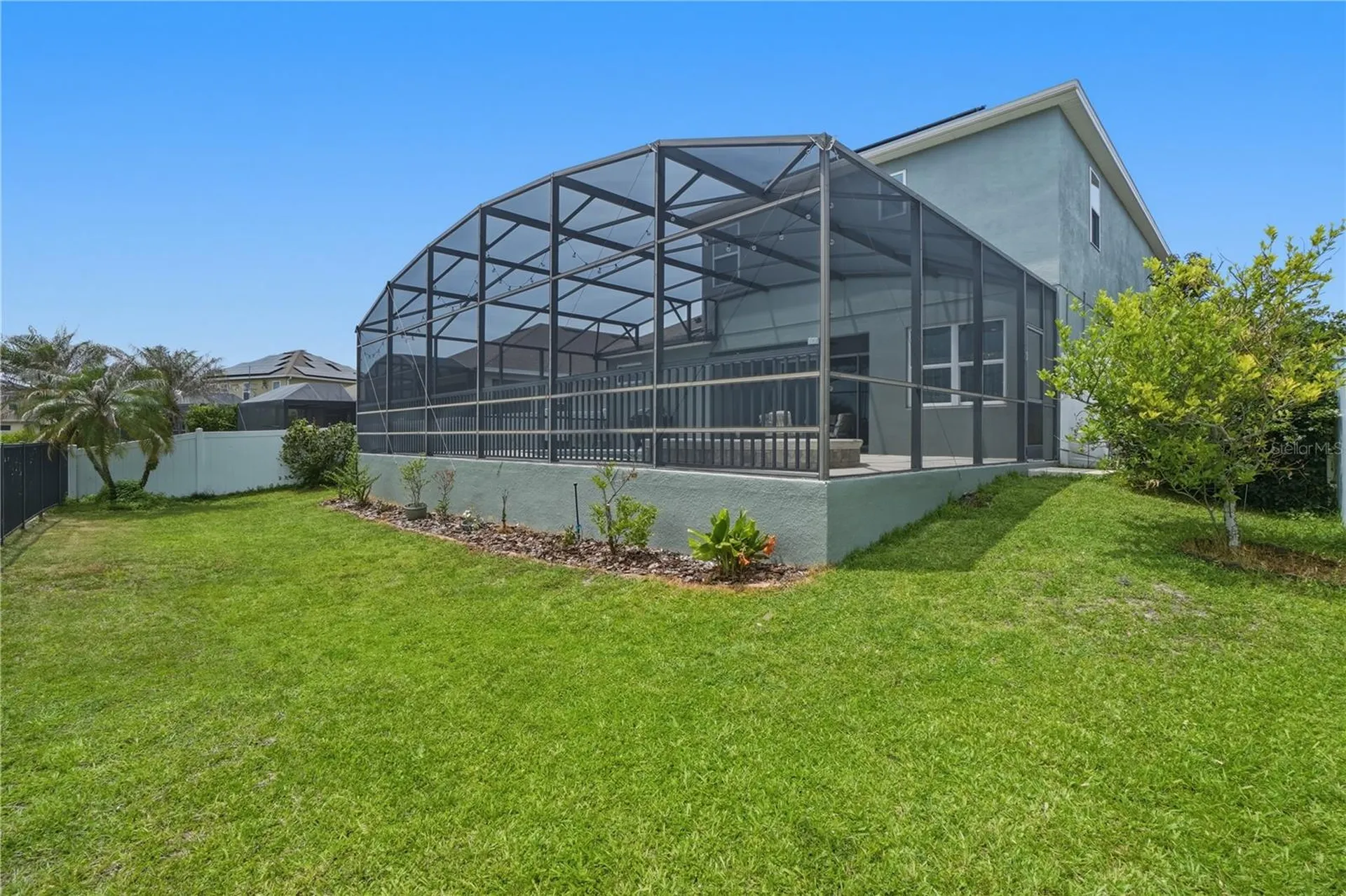 2296 Natoma Boulevard Mount Dora FL 32757