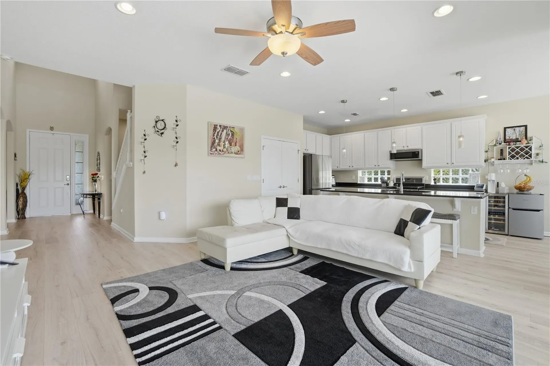 2296 Natoma Boulevard Mount Dora FL 32757