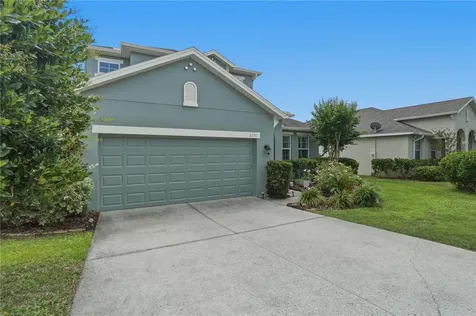 2296 Natoma Boulevard Mount Dora FL 32757