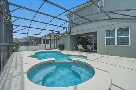 2296 Natoma Boulevard Mount Dora FL 32757
