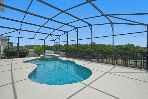 2296 Natoma Boulevard Mount Dora FL 32757