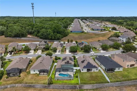 2296 Natoma Boulevard Mount Dora FL 32757