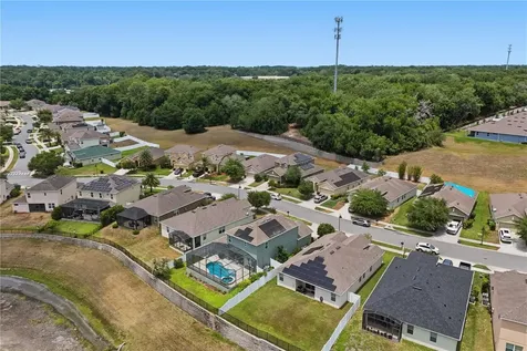 2296 Natoma Boulevard Mount Dora FL 32757