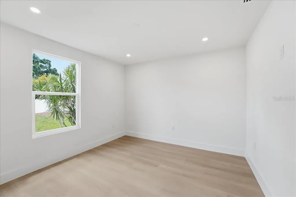 1205 40th Street W Bradenton FL 34205