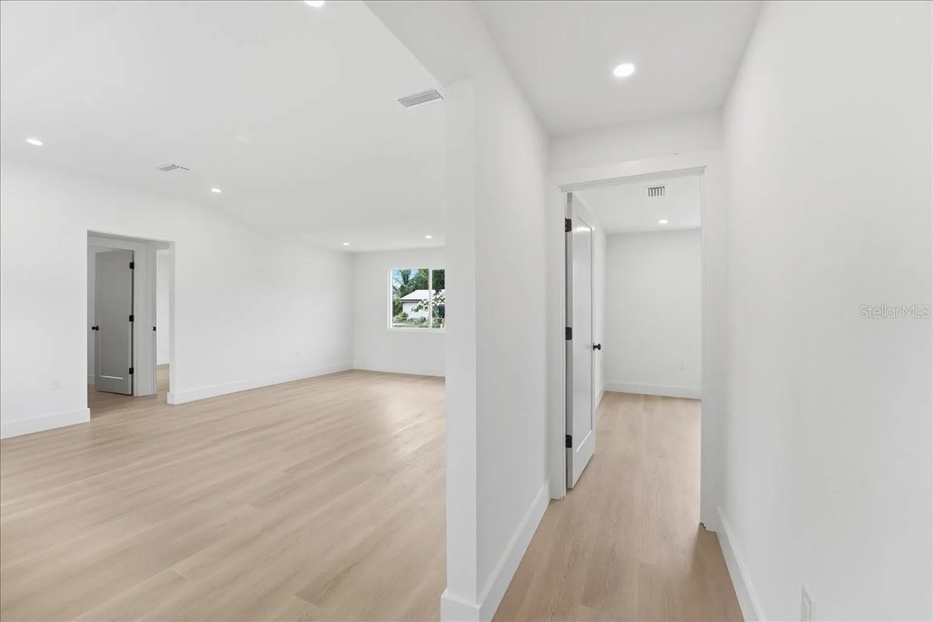 1205 40th Street W Bradenton FL 34205