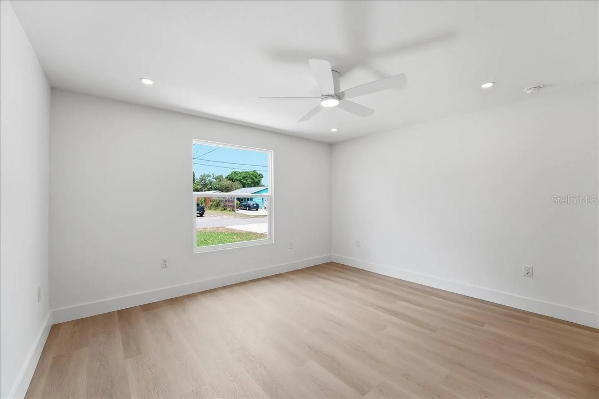 1205 40th Street W Bradenton FL 34205