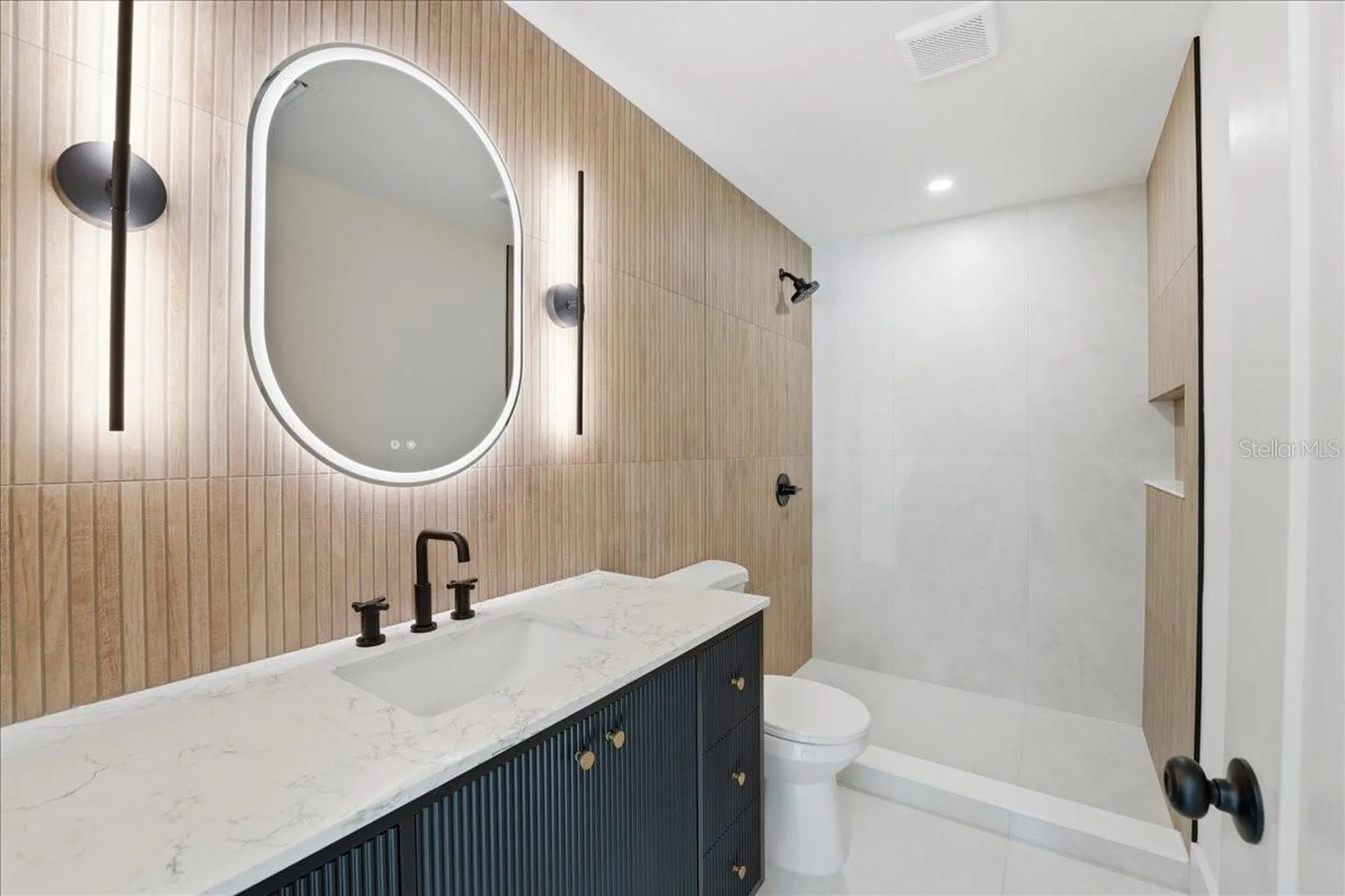 1205 40th Street W Bradenton FL 34205
