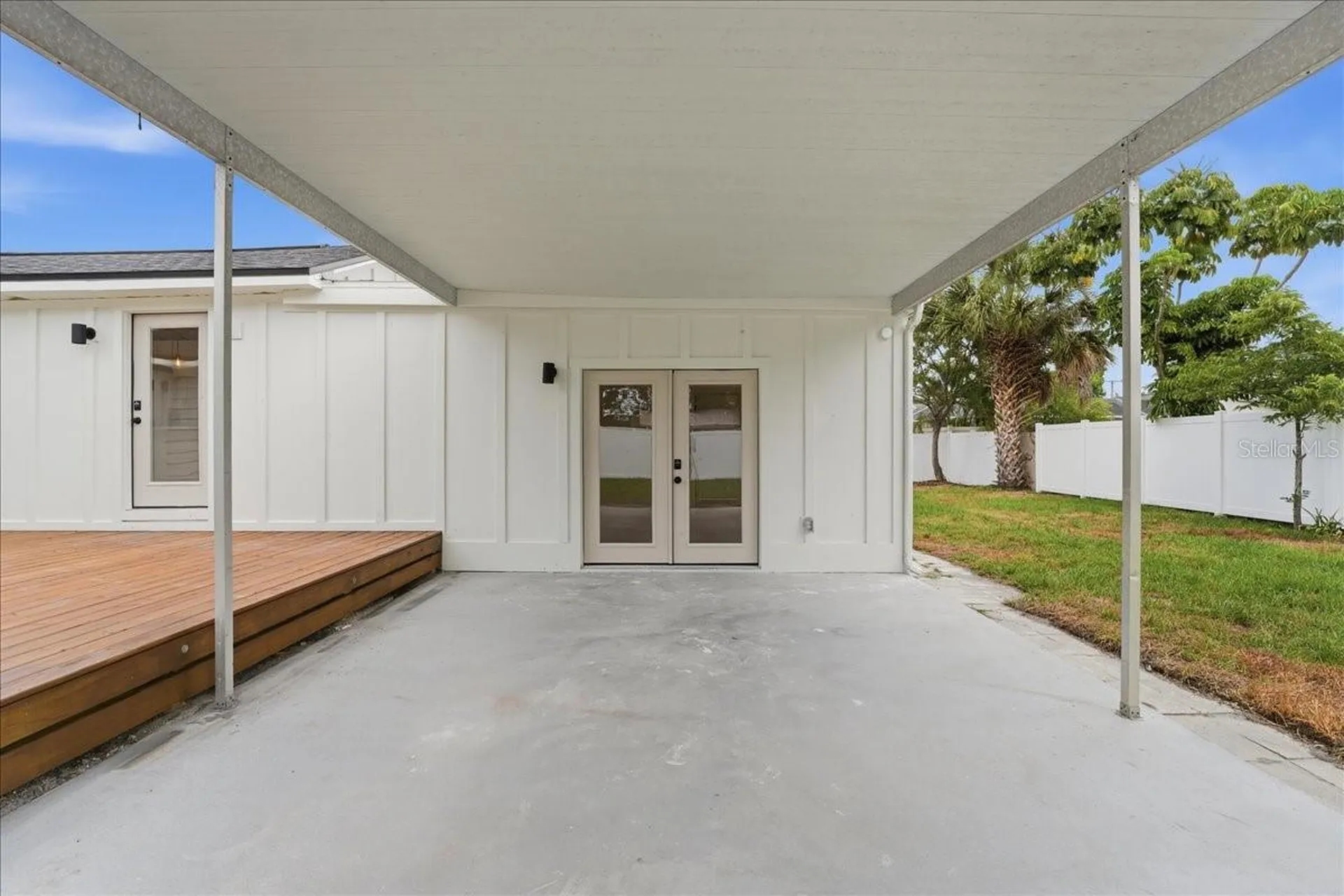 1205 40th Street W Bradenton FL 34205
