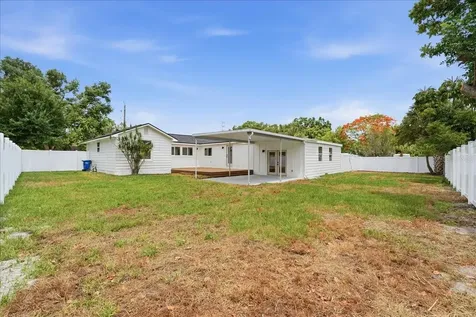1205 40th Street W Bradenton FL 34205