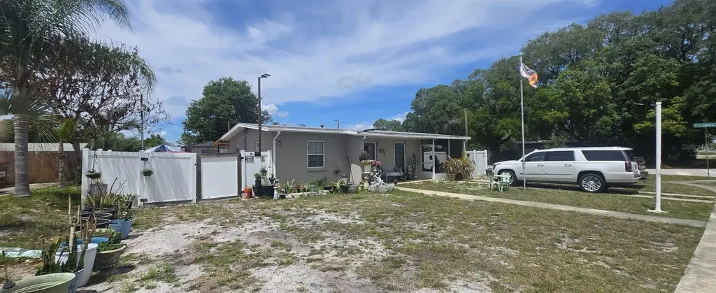 1222 Stillwater Avenue Deltona FL 32725