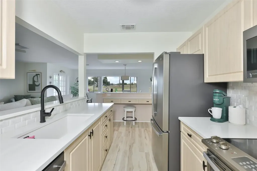 214 Glenellen Place Sun City Center FL 33573