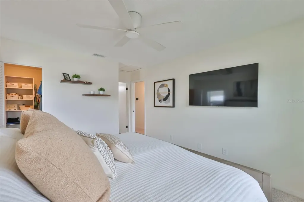 214 Glenellen Place Sun City Center FL 33573