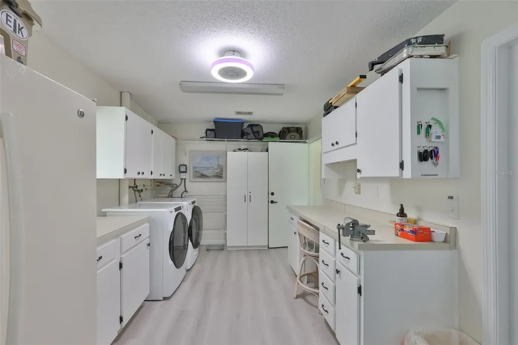 214 Glenellen Place Sun City Center FL 33573