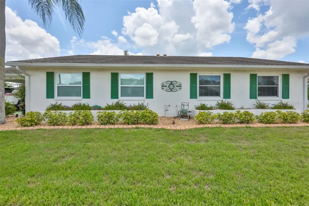 214 Glenellen Place Sun City Center FL 33573