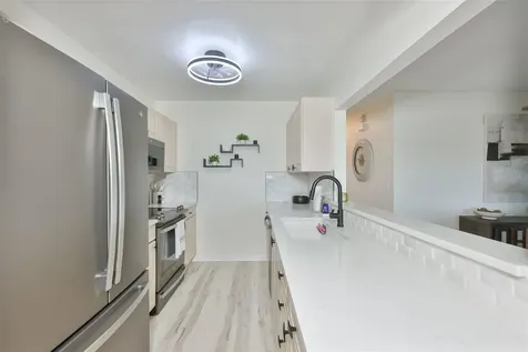 214 Glenellen Place Sun City Center FL 33573
