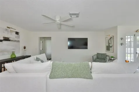 214 Glenellen Place Sun City Center FL 33573