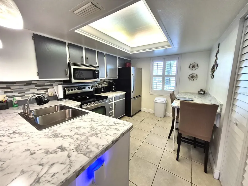 107 Windward Place Oldsmar FL 34677