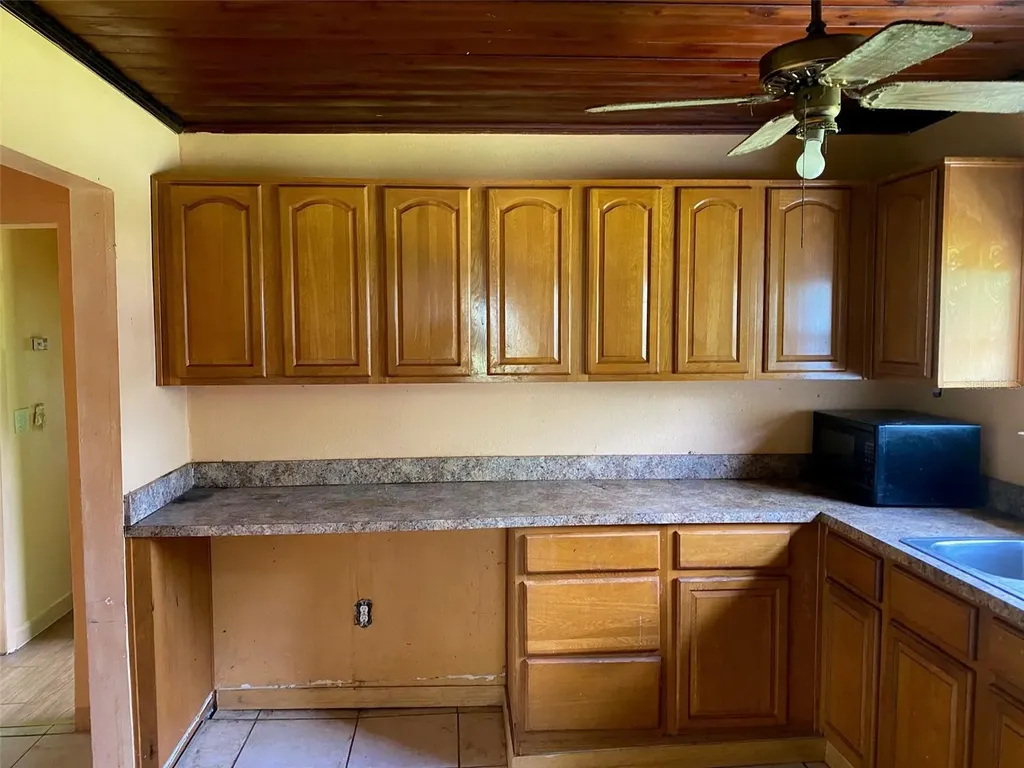 3716 E Clifton Street Tampa FL 33610