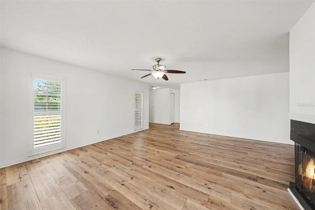 13030 Village Chase Circle Tampa FL 33618