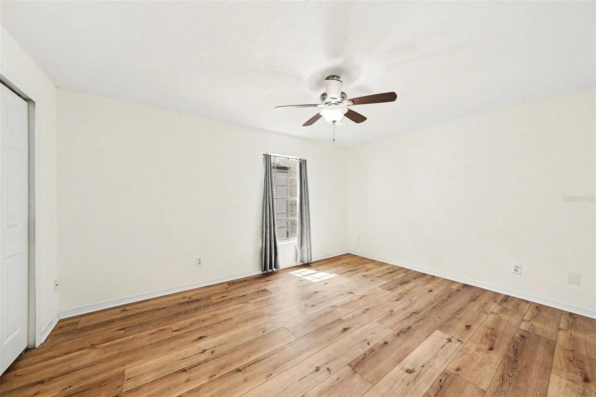 13030 Village Chase Circle Tampa FL 33618