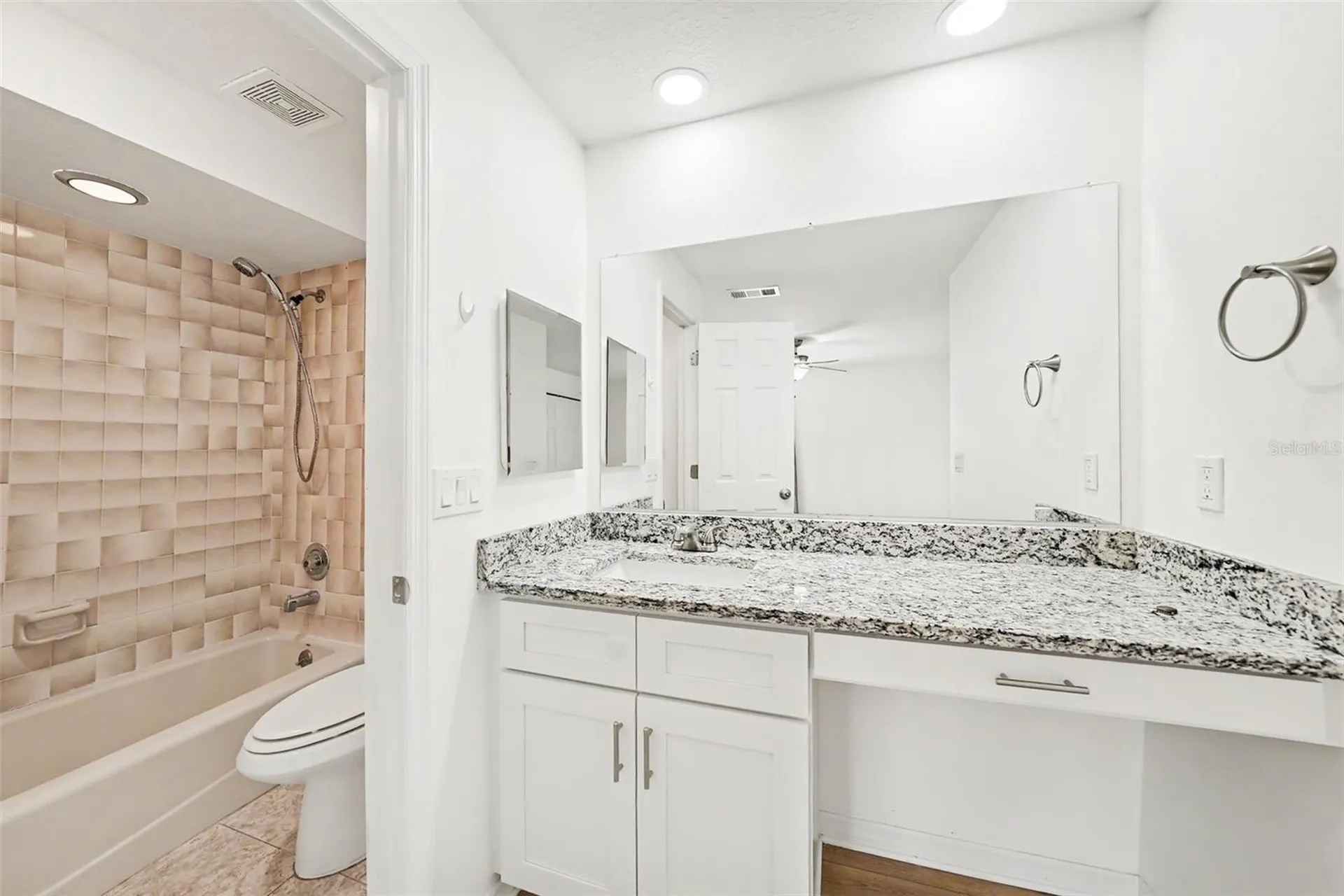 13030 Village Chase Circle Tampa FL 33618