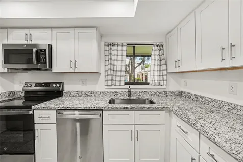 13030 Village Chase Circle Tampa FL 33618