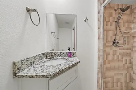 13030 Village Chase Circle Tampa FL 33618