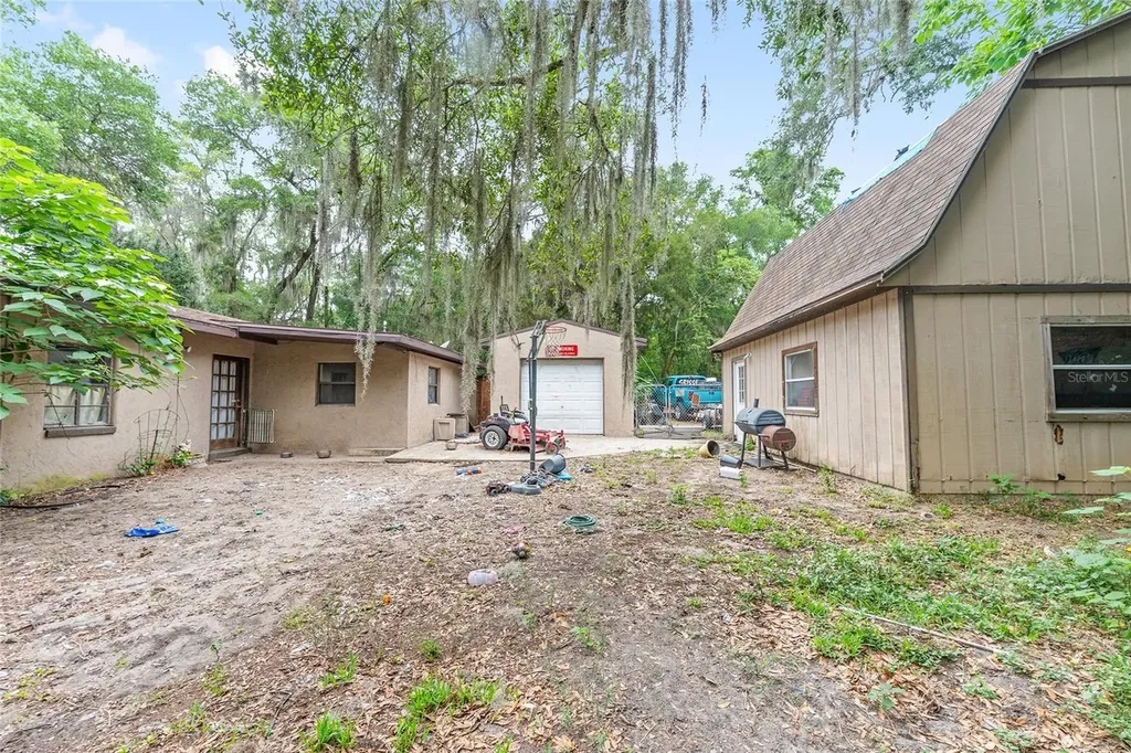 13395 SE 106th Avenue Ocklawaha FL 32179