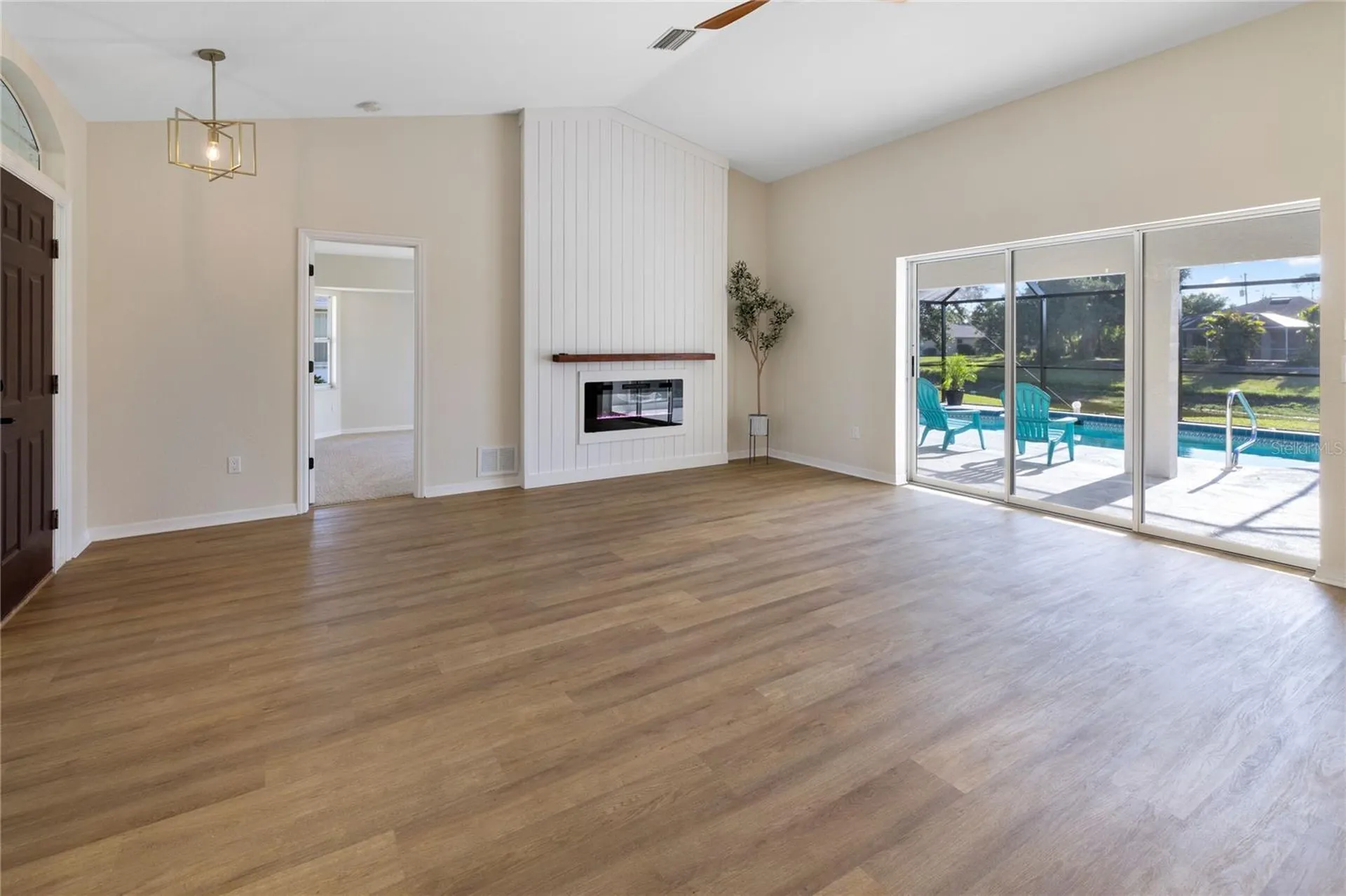 136 Long Meadow Lane Rotonda West FL 33947