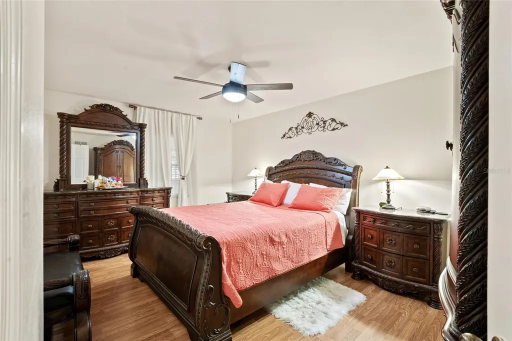 100 E Oak Terrace Leesburg FL 34748